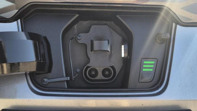 Photo of 2023 Steel Gray Kia Niro EV
