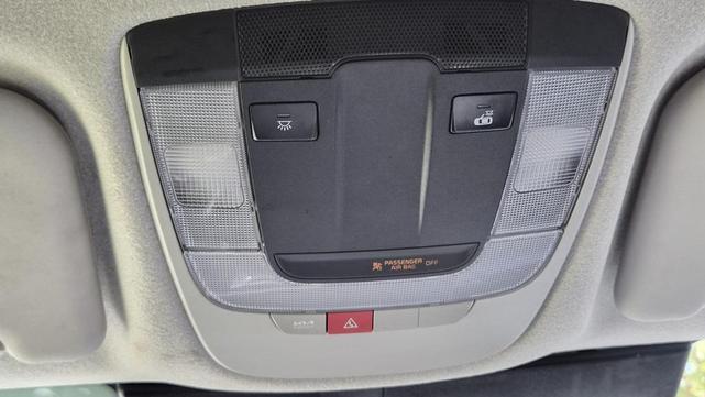 Photo of 2023 Steel Gray Kia Niro EV