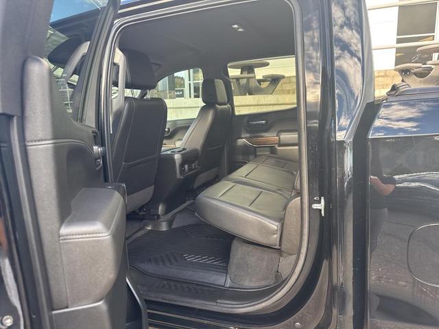 Photo of 2021 Black Chevrolet Silverado 1500