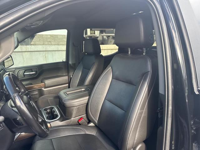 Photo of 2021 Black Chevrolet Silverado 1500