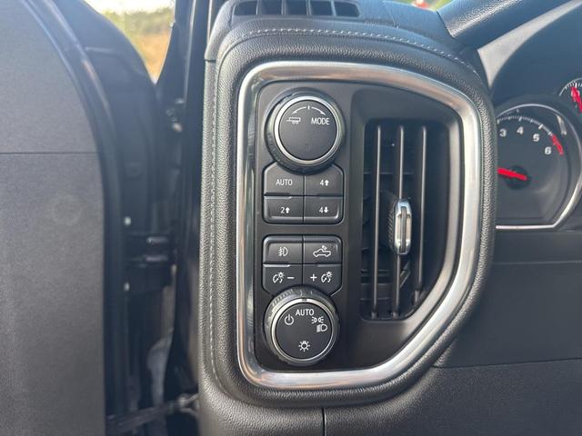 Photo of 2021 Black Chevrolet Silverado 1500