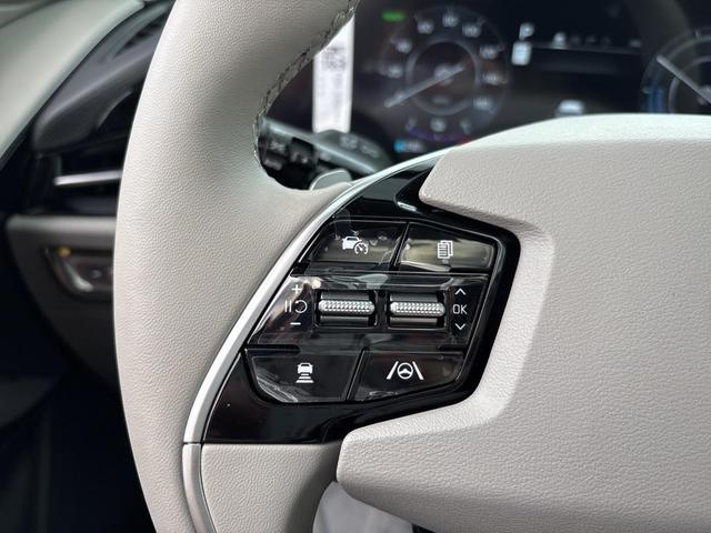Photo of 2025 Snow White Pearl Kia Niro EV