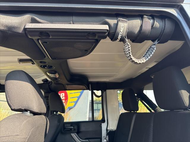 Photo of 2017 Billet Silver Metallic Clearcoat Jeep Wrangler Unlimited