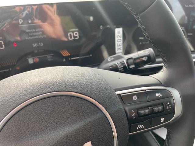 Photo of 2025 Snow White Pearl Kia K5