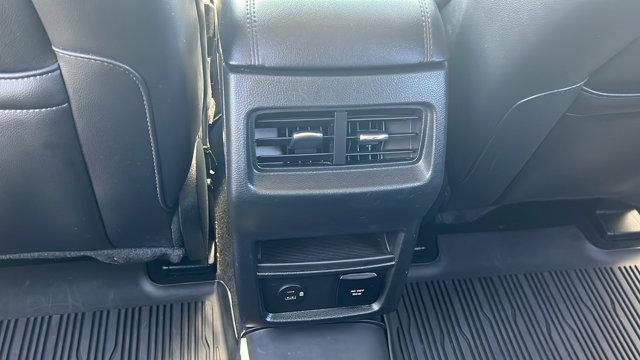 Photo of 2022 Forged Green Metallic Ford Edge