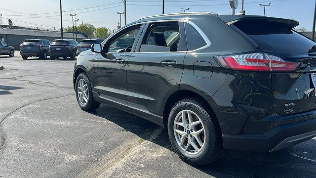 Photo of 2022 Forged Green Metallic Ford Edge