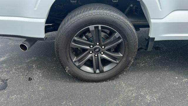 Photo of 2021 Oxford White Ford F-150