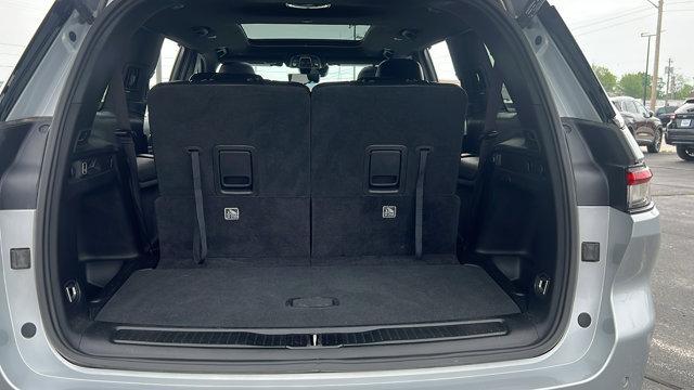 Photo of 2024 Silver Zynith Jeep Grand Cherokee L