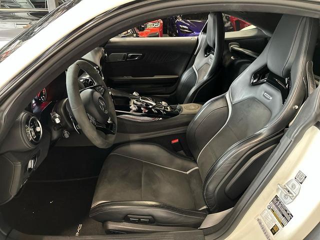 Photo of 2018 White Mercedes-Benz AMG GT