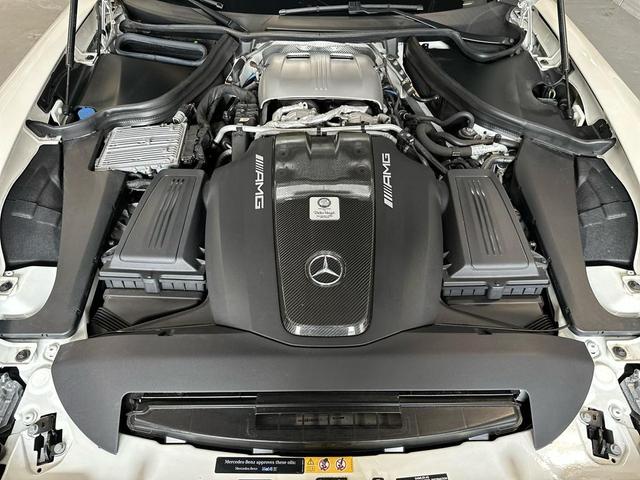 Photo of 2018 White Mercedes-Benz AMG GT