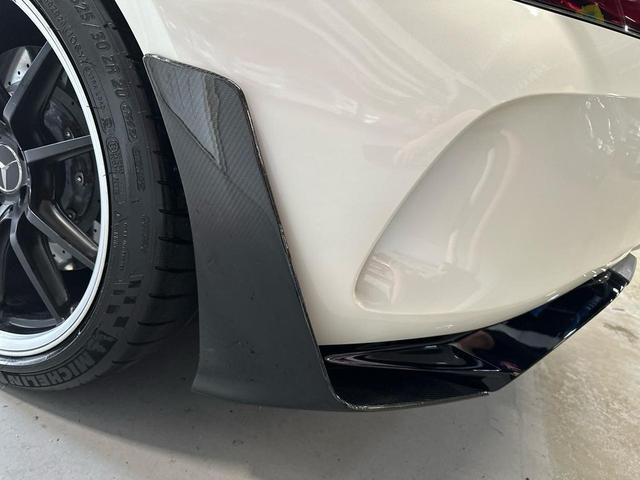 Photo of 2018 White Mercedes-Benz AMG GT