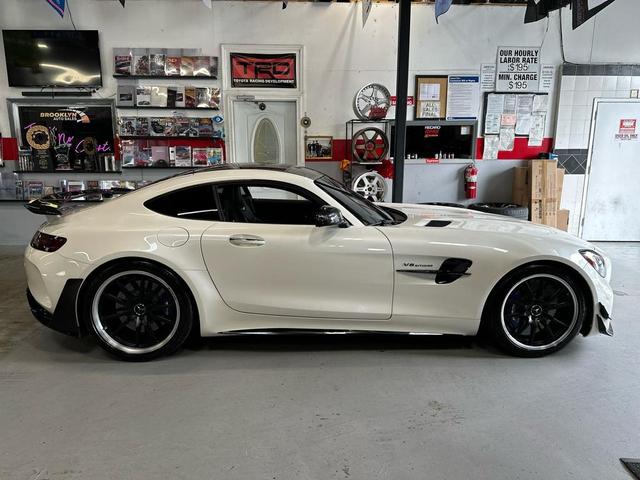 Photo of 2018 White Mercedes-Benz AMG GT