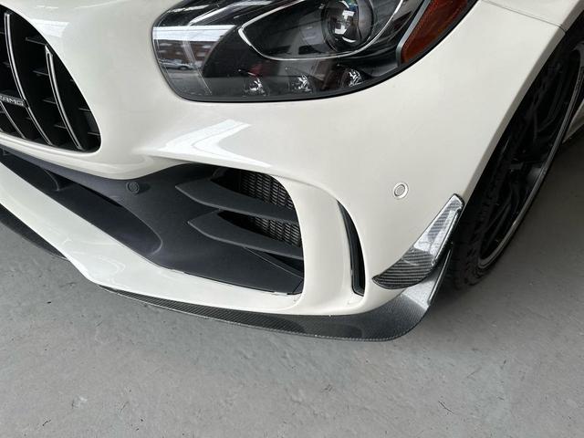 Photo of 2018 White Mercedes-Benz AMG GT