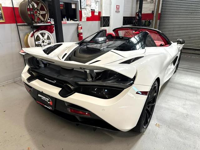 Photo of 2022 White McLaren 720S