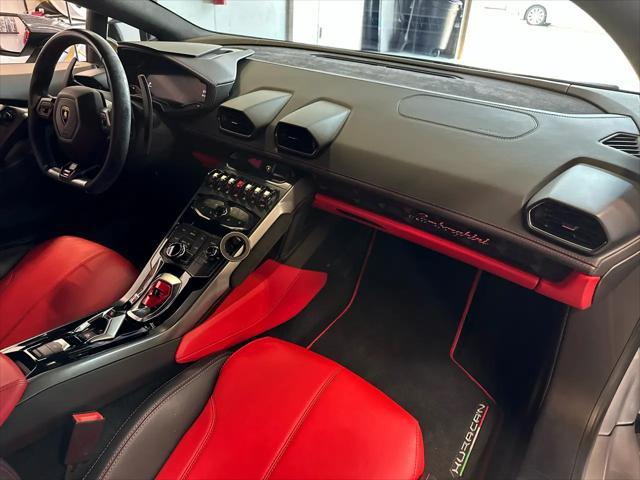 Photo of 2017 Silver Lamborghini Huracan