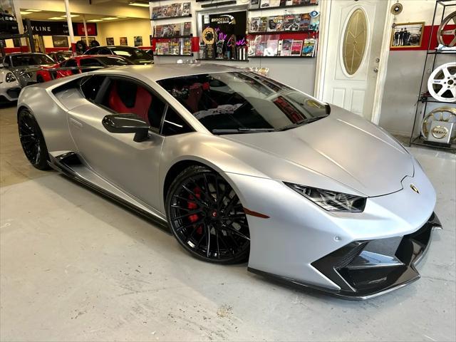 Photo of 2017 Silver Lamborghini Huracan