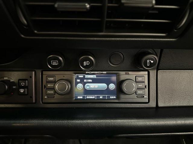 Photo of 1995 Black Porsche 911