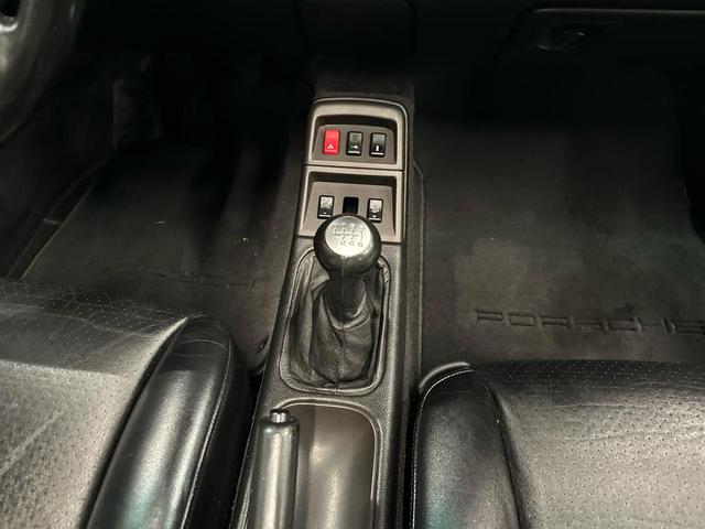Photo of 1996 Black Porsche 911