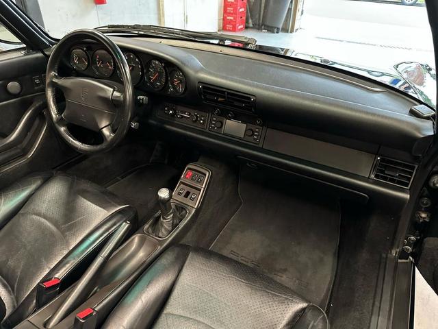 Photo of 1996 Black Porsche 911