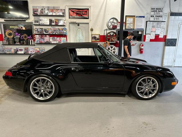 Photo of 1996 Black Porsche 911