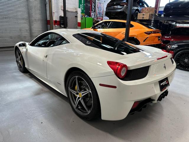 Photo of 2014 White Ferrari 458 Italia