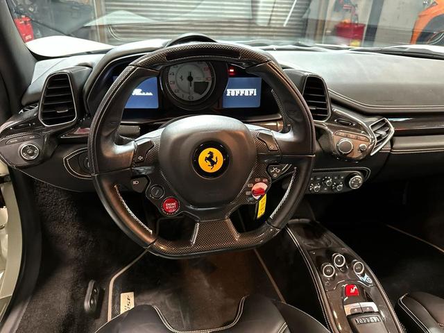 Photo of 2014 White Ferrari 458 Italia
