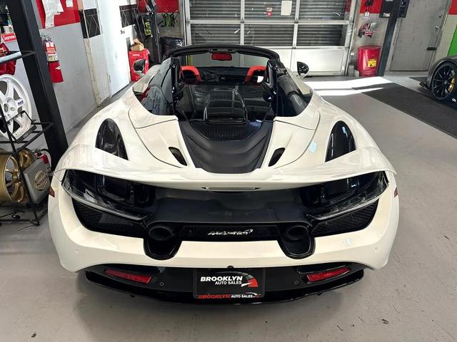 Photo of 2020 White McLaren 720S