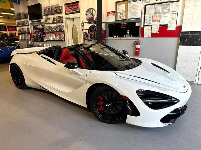 Photo of 2020 White McLaren 720S