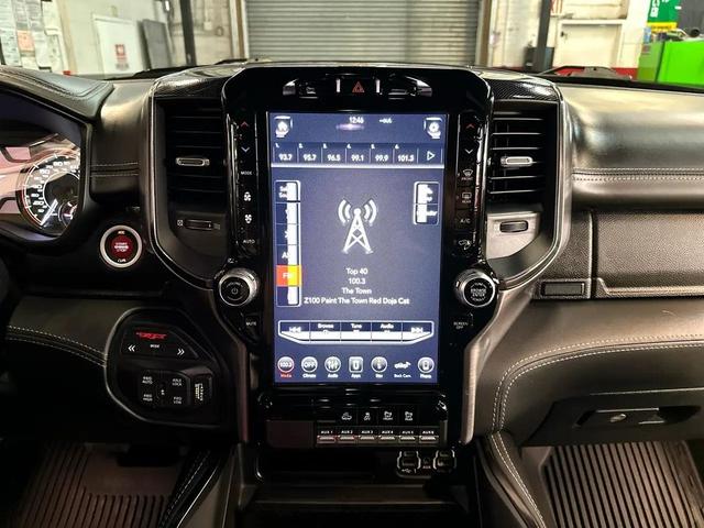 Photo of 2021 Black RAM 1500