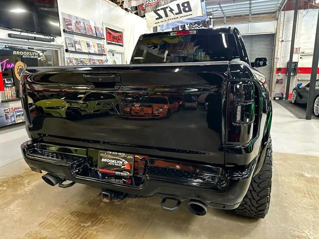 Photo of 2021 Black RAM 1500
