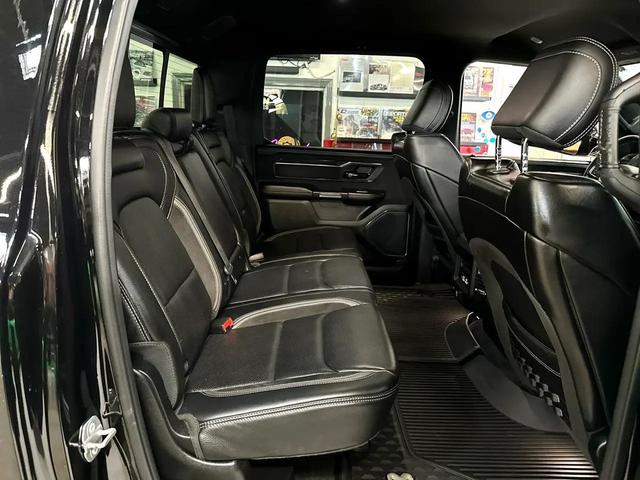 Photo of 2021 Black RAM 1500