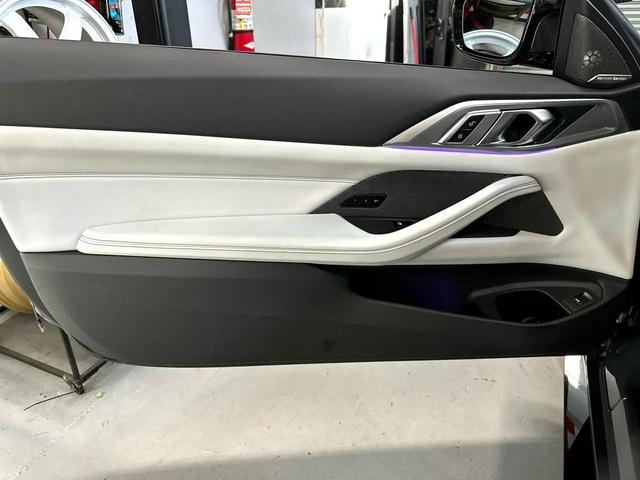Photo of 2022 Gray BMW M4