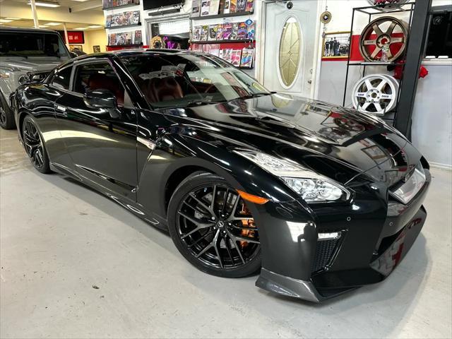 Photo of 2018 Black Nissan GT-R