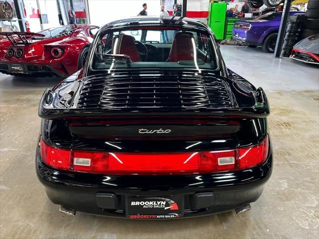 Photo of 1996 Black Porsche 911