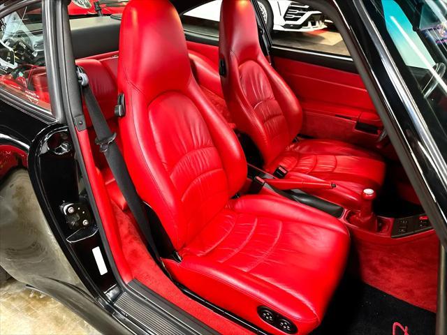 Photo of 1996 Black Porsche 911
