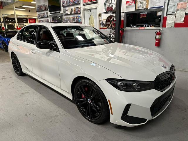 Photo of 2023 White BMW M340