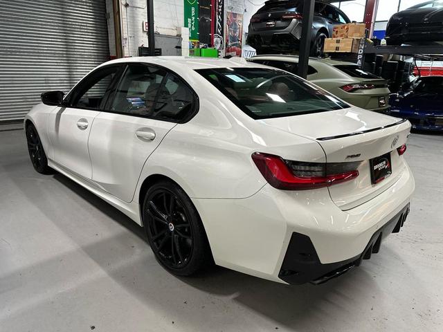 Photo of 2023 White BMW M340