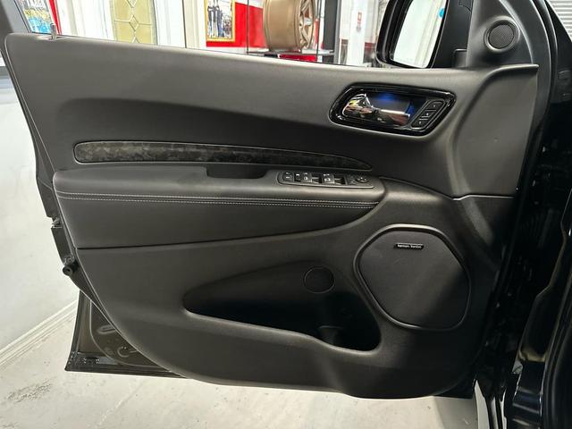 Photo of 2023 Black Dodge Durango