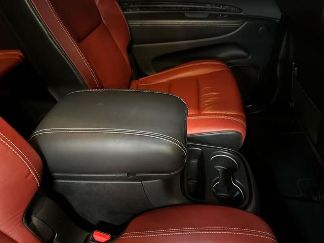 Photo of 2023 Black Dodge Durango
