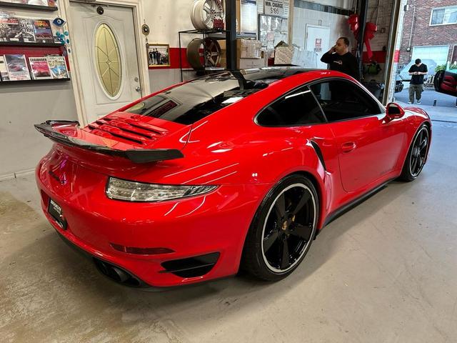 Photo of 2014 Red Porsche 911