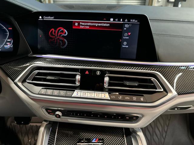 Photo of 2023 Gray BMW X6 M