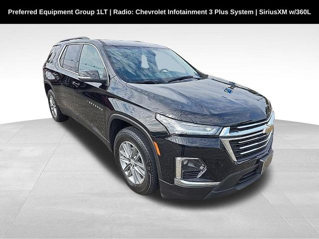Photo of 2023 Mosaic Black Metallic Chevrolet Traverse