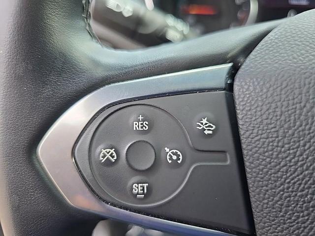 Photo of 2023 Mosaic Black Metallic Chevrolet Traverse