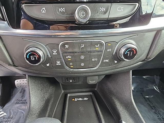 Photo of 2023 Mosaic Black Metallic Chevrolet Traverse