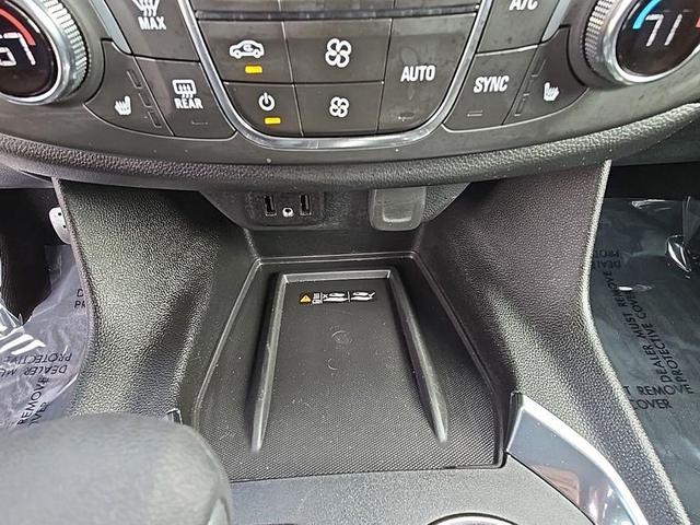 Photo of 2023 Mosaic Black Metallic Chevrolet Traverse