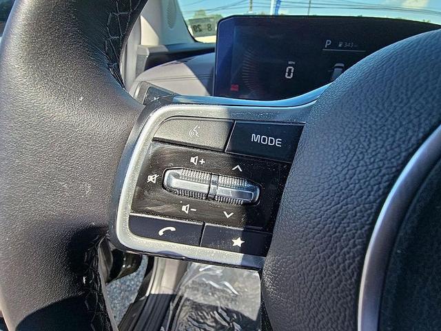 Photo of 2025 Aurora Black Pearl Kia Carnival