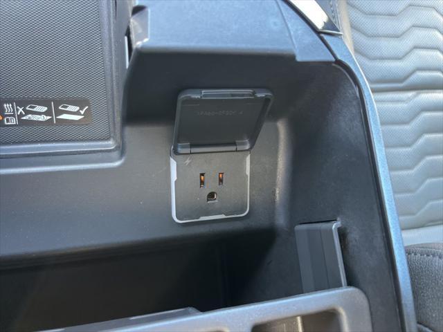 Photo of 2024 Black Chevrolet Silverado 2500