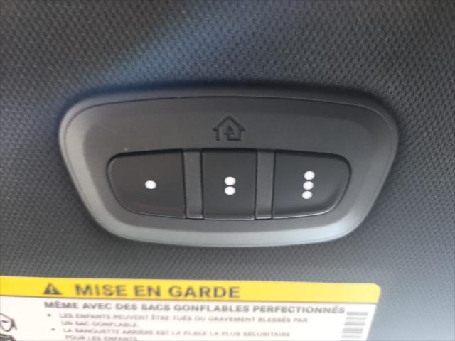 Photo of 2025 RED HOT Chrysler Pacifica