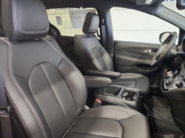 Photo of 2025 RED HOT Chrysler Pacifica