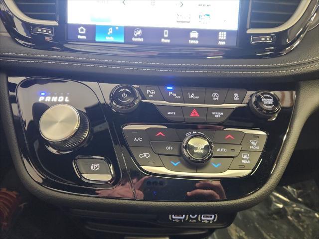 Photo of 2025 RED HOT Chrysler Pacifica